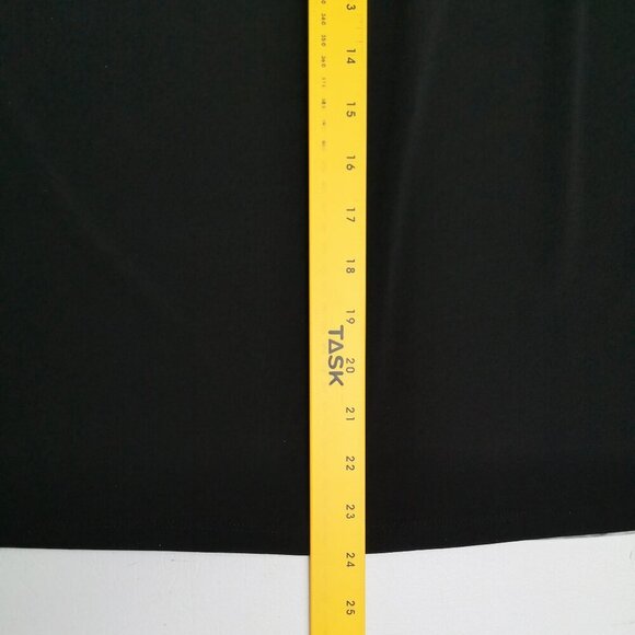 Tahari Ladies Size Large Grey & Black Pattern Sleeveless Tank top - Picture 10 of 10